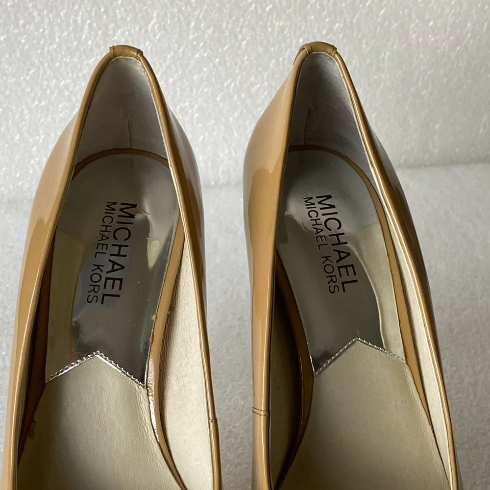 MICHAEL Michael Kors Nude Beige lonna Pump Platform Round Toe Stiletto Size 7 M